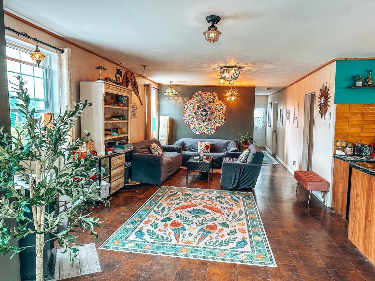 Auberge Mandala Saint-Mathieu-du-Parc Eksteriør billede